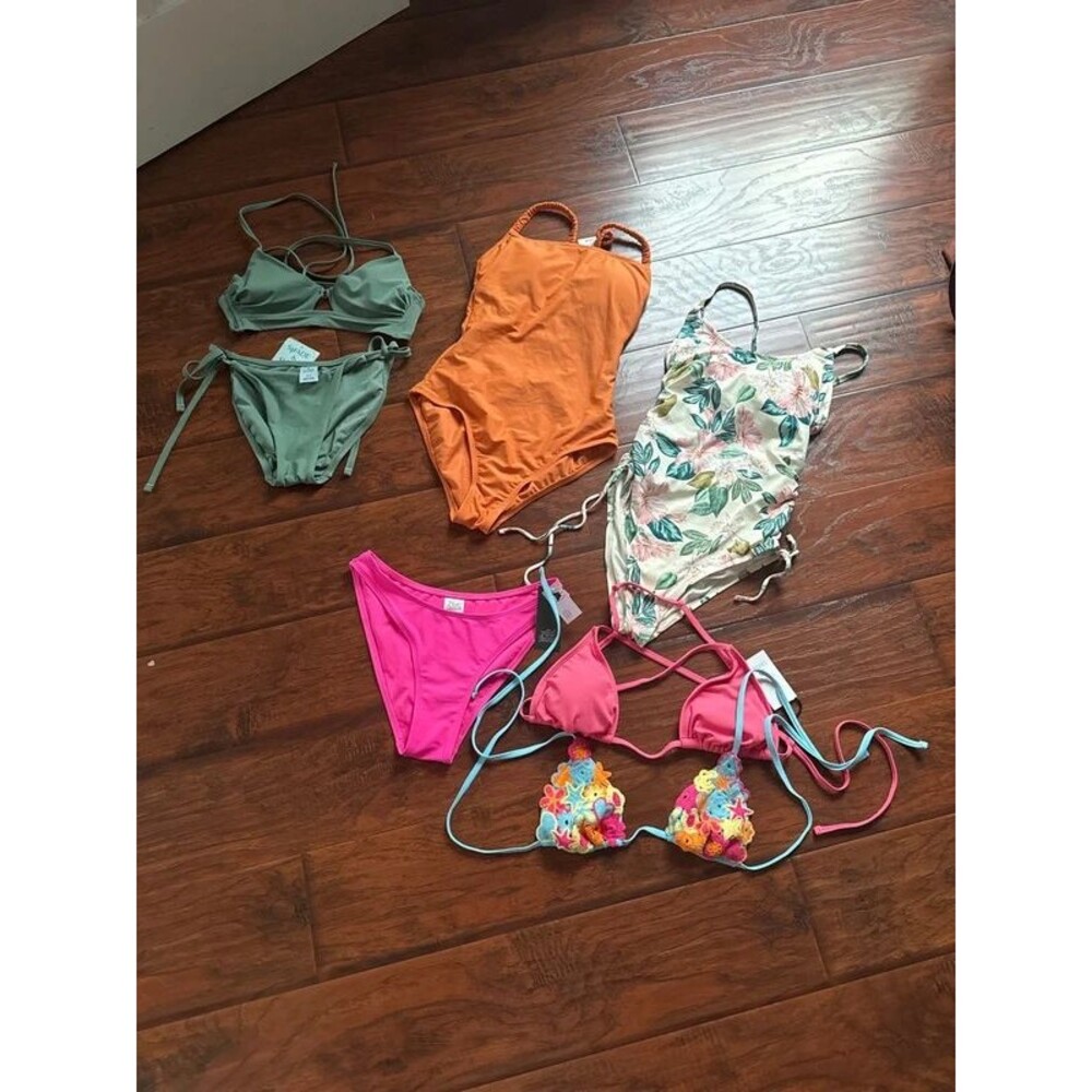6-Piece Girls/Women’s Small Swimsuit Bundle – Bikinis & One-Pieces – Size S